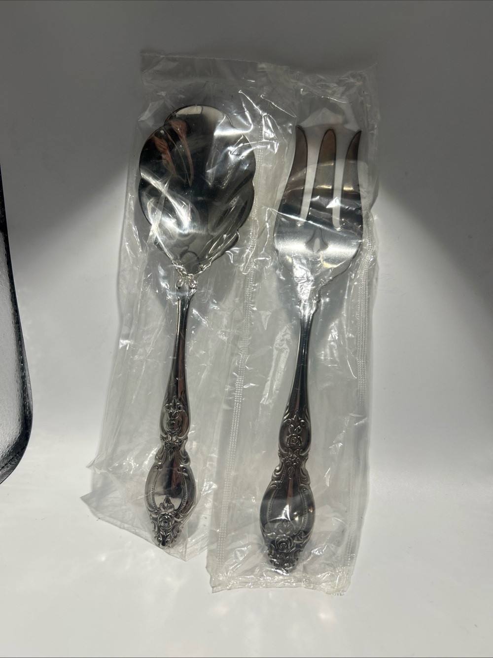 Oneida Silver Tone Decorative-Handle Serving Spoon and Fork Set